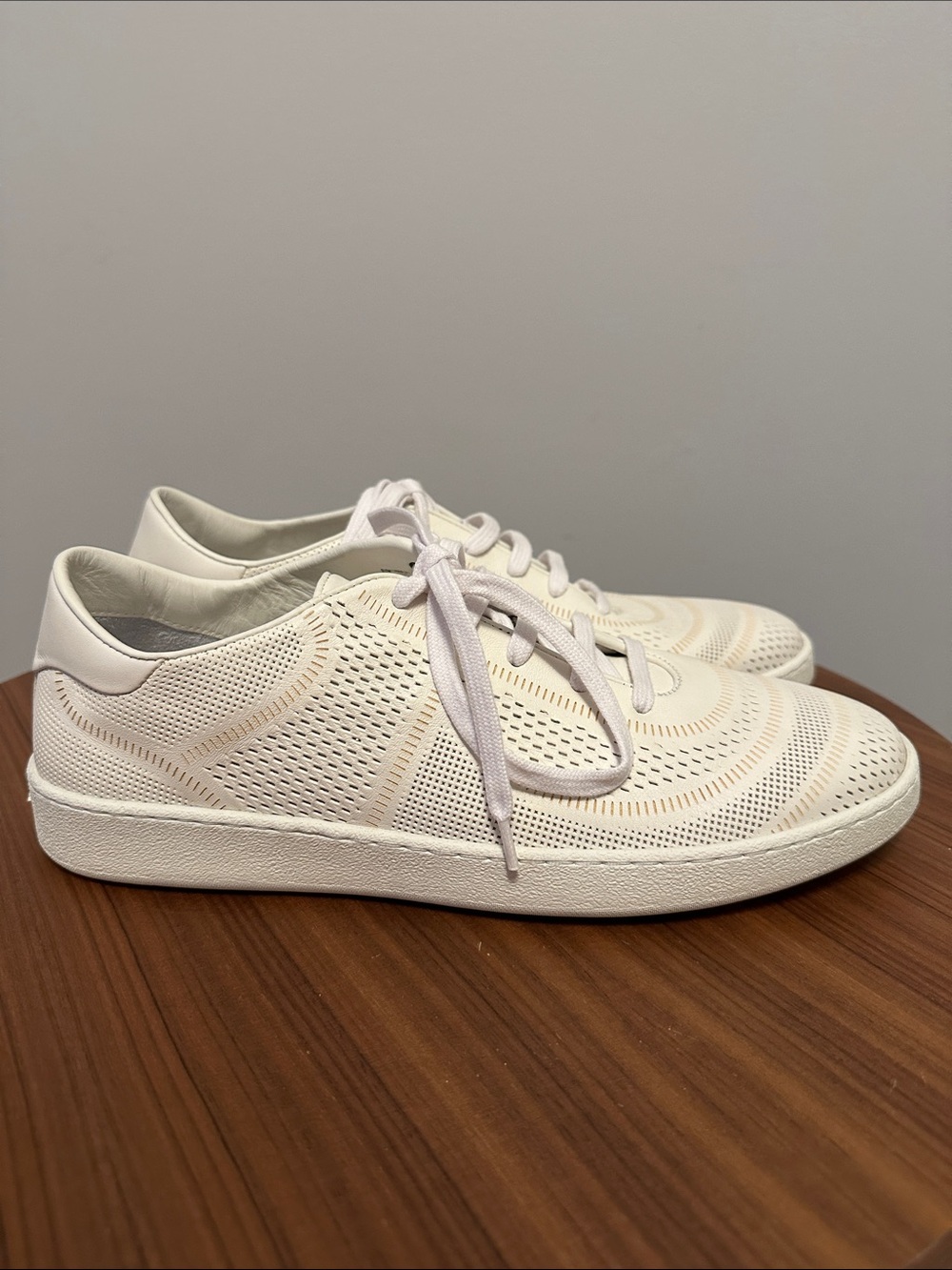 ‼️ OPEN TO OFFERS ‼️ Salvatore Ferragamo Cream Perforated Low-Top Sneakers